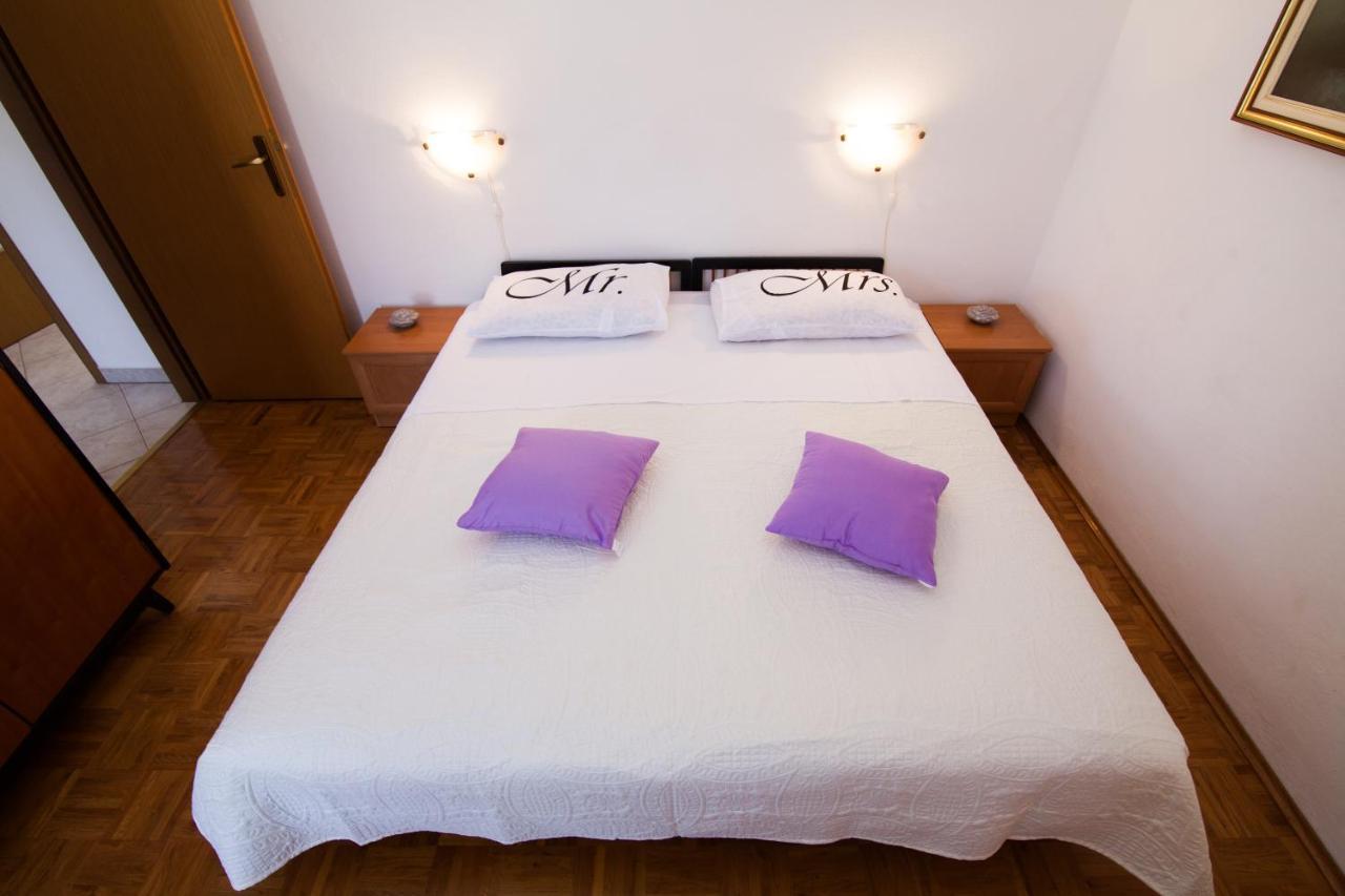 Apartman Kristina Apartment บานโจเล ภายนอก รูปภาพ