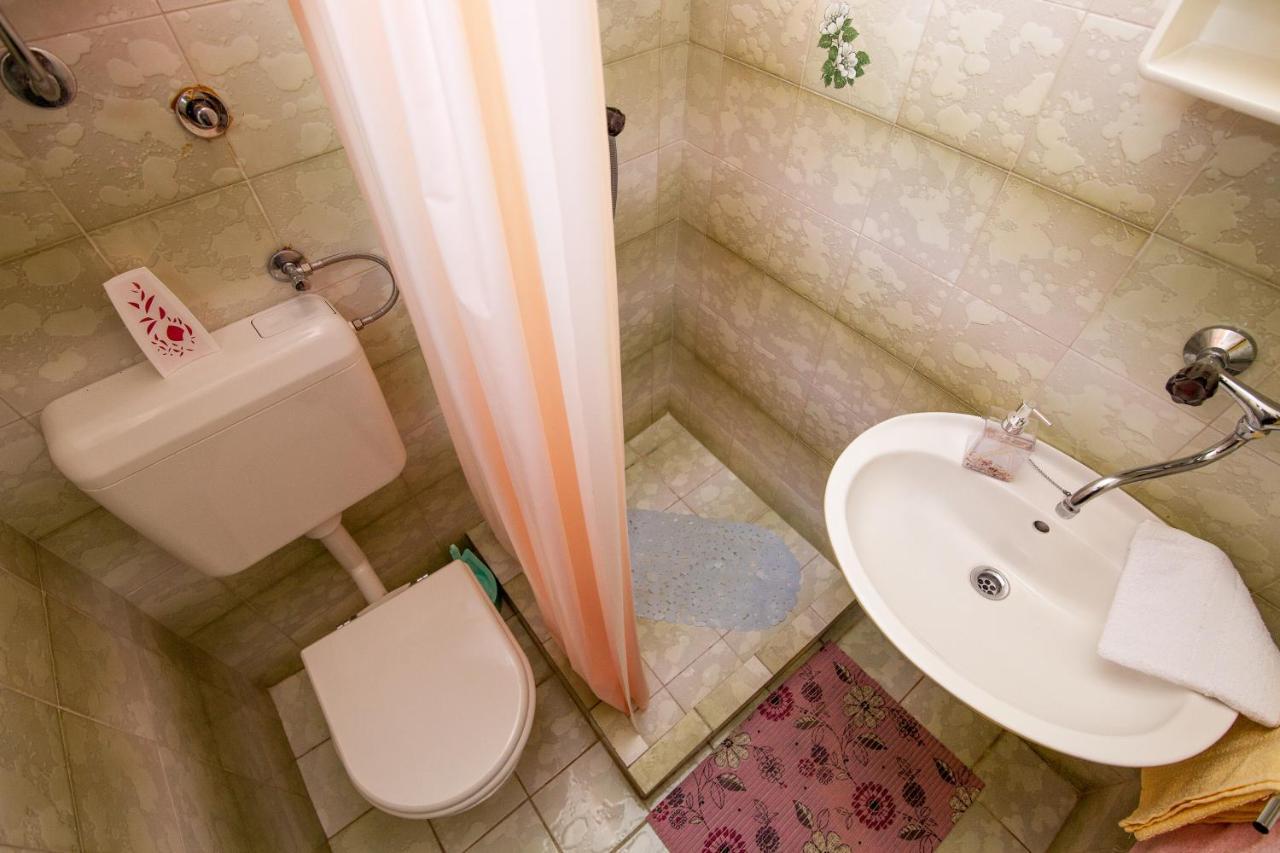 Apartman Kristina Apartment บานโจเล ภายนอก รูปภาพ